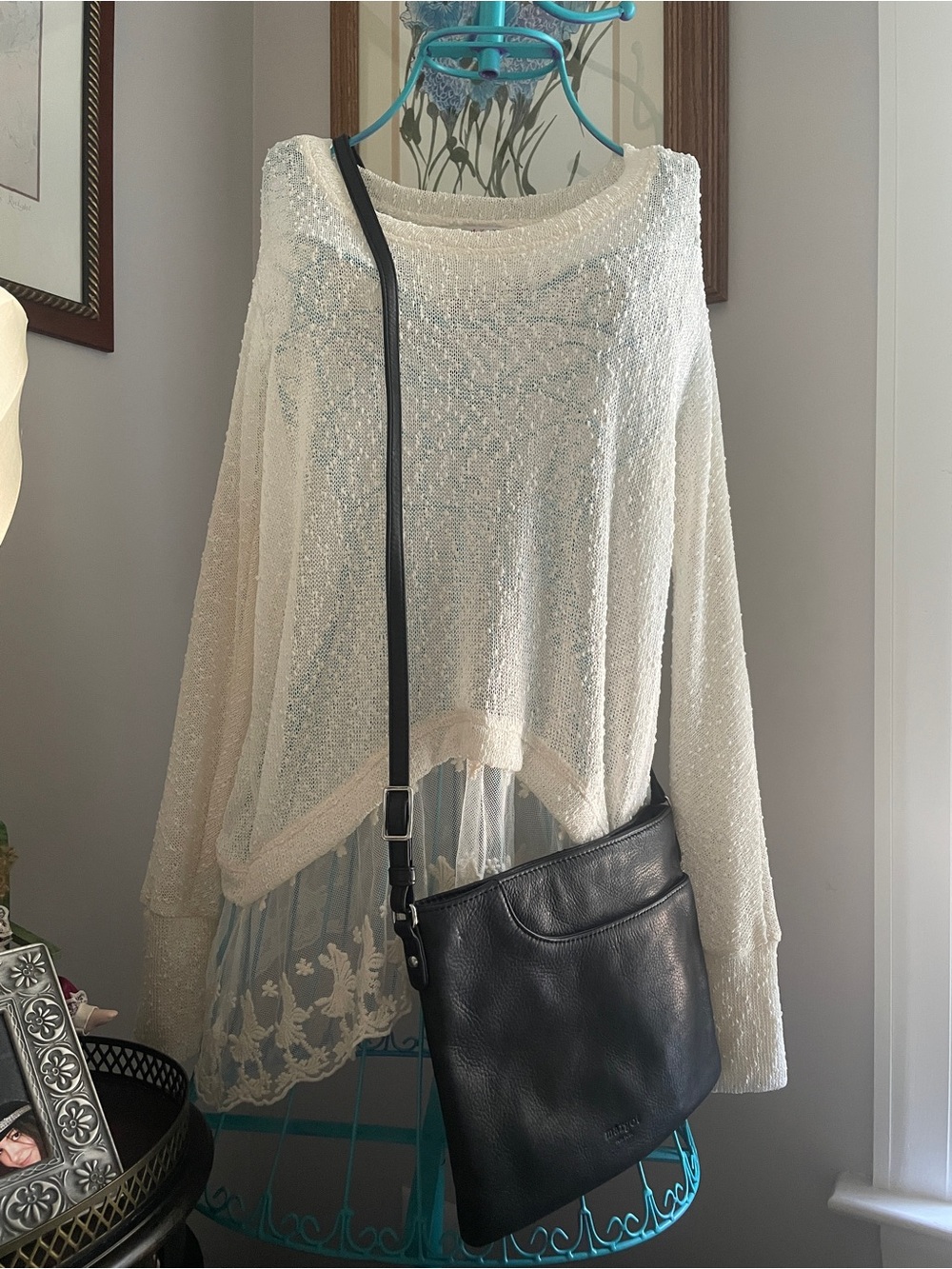 Margot New York Black Leather Crossbody Bag - Picture 7 of 12